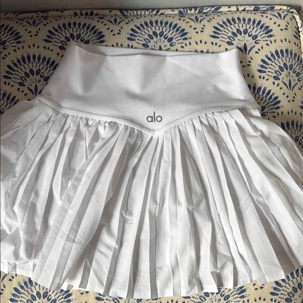 ALO Yoga White Mini Skater Skirt